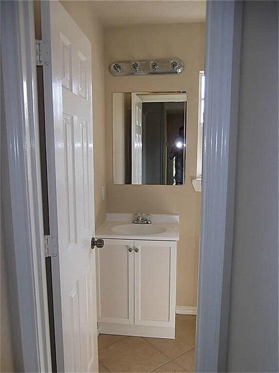 Building Photo - 2627 Desoto Sq Dr