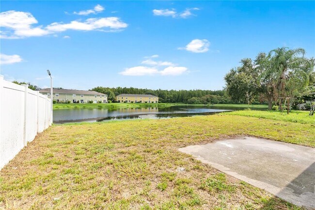 Building Photo - 531 Flower Fields Ln