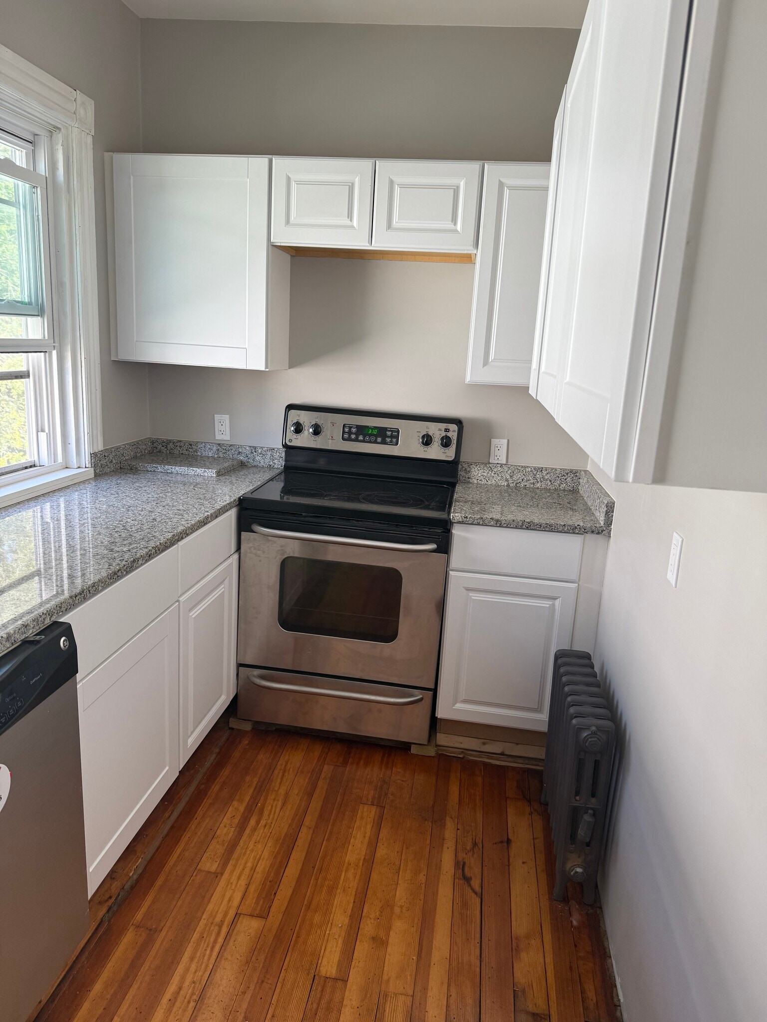 Building Photo - 18 Summer St