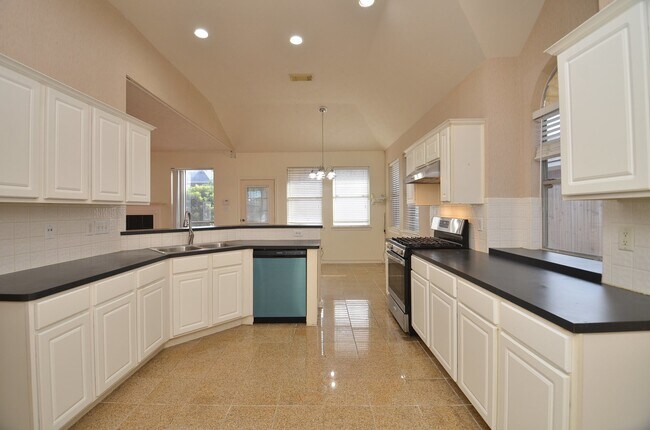 Building Photo - 8815 Barron Wood Cir E