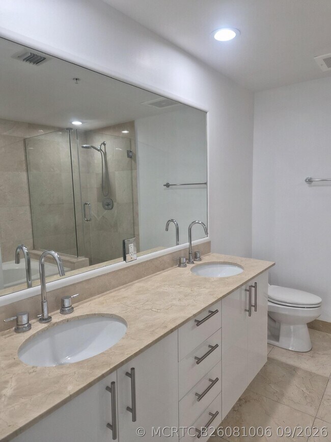 Building Photo - 550 Okeechobee Blvd