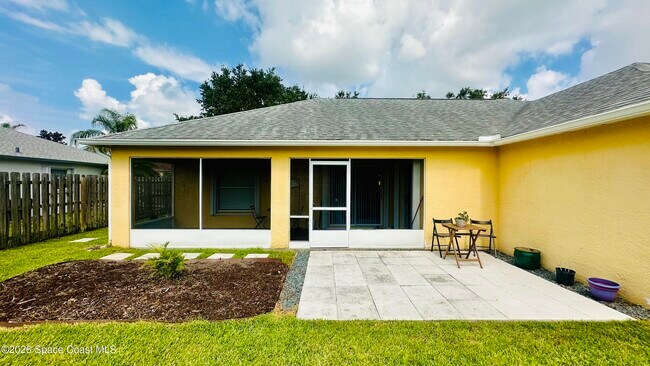 Building Photo - 1143 Egret Lake Way