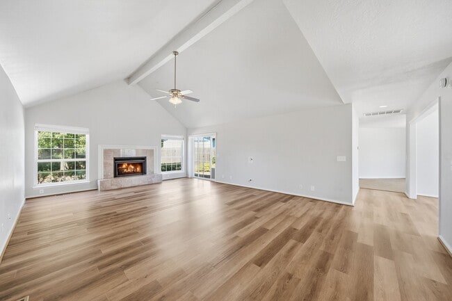 Building Photo - 7756 S Hudson Ave