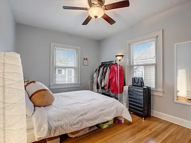 Building Photo - 528 W 43rd St