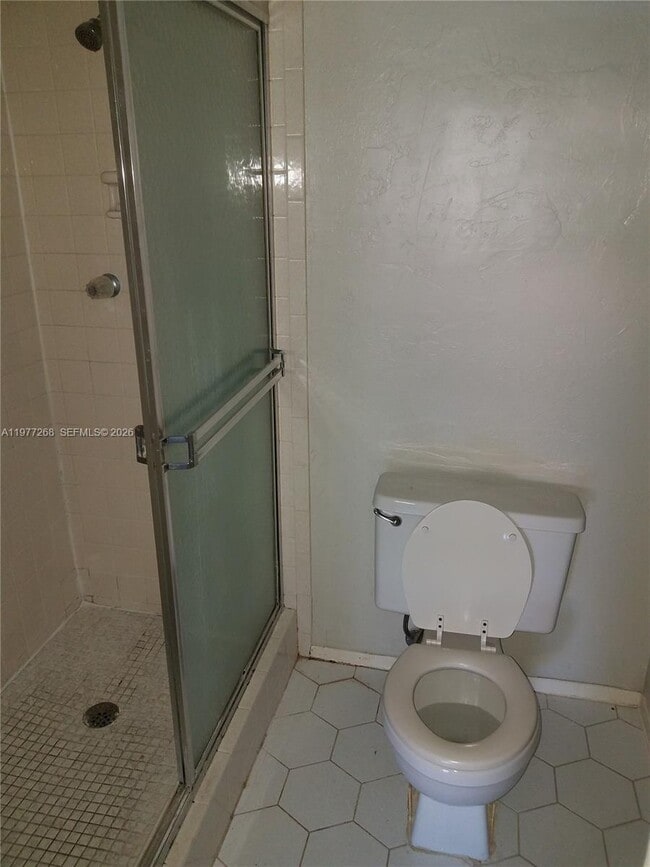 Building Photo - 8605 W Sample Rd