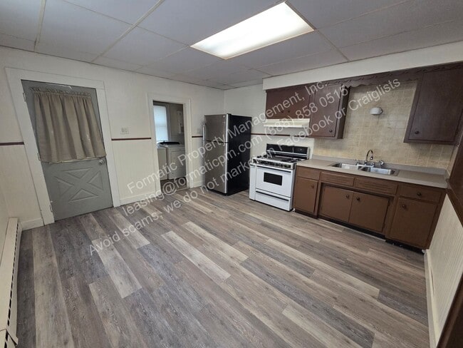 Building Photo - Pet Friendly - Beautifully Updated 3-Bedroom Home in Hanover Township