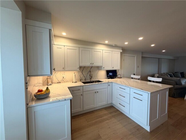 Building Photo - 31 Coddington Wharf
