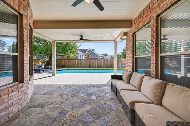 Building Photo - 99 Buck Trail Pl