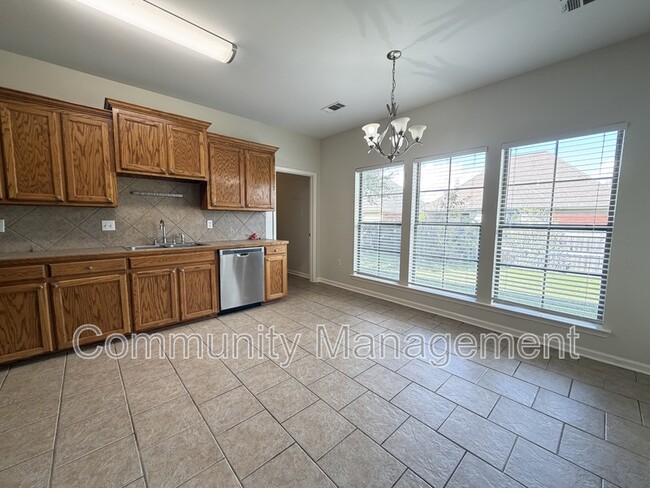 Building Photo - 40320 Creekway Cove Ct