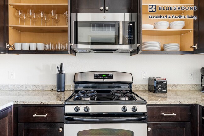 Building Photo - 501 Murphy Ranch Rd