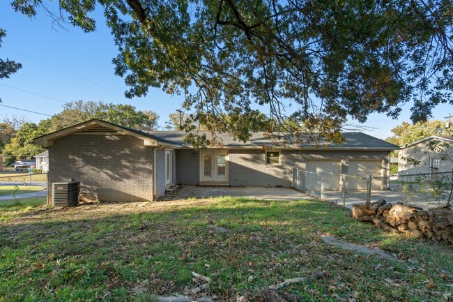 Building Photo - 3101 Boulder Park Dr