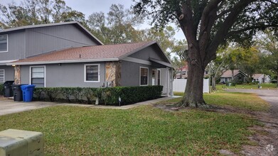 Building Photo - 10134 Lake Oak Cir