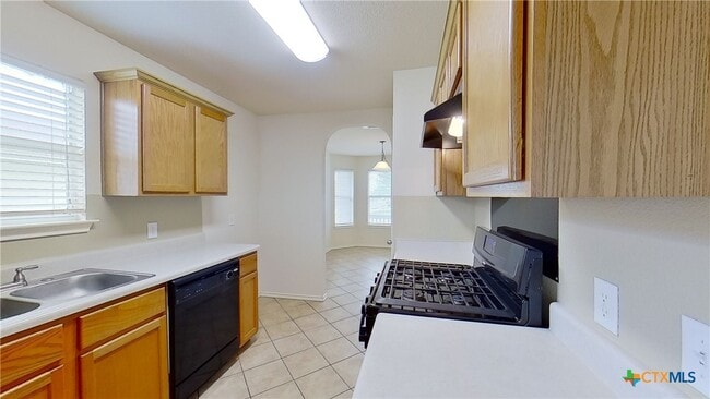 Building Photo - 105 Fishbaugh Ln