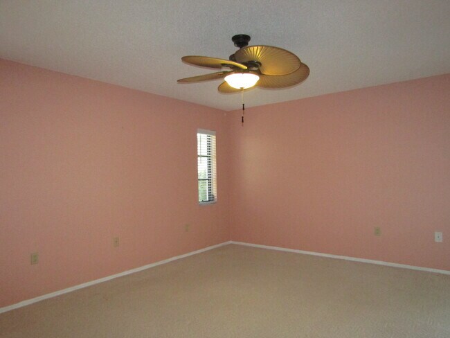 Building Photo - 5822 Jackson Ln