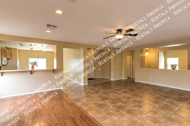 Building Photo - 3647 E Mecate Rd