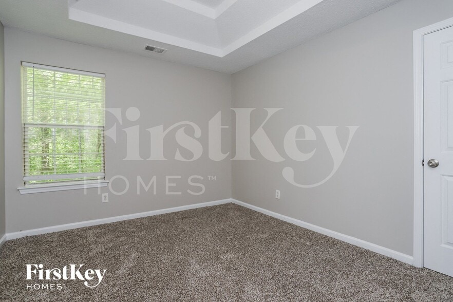 Building Photo - 5833 Cobalt Dr SW