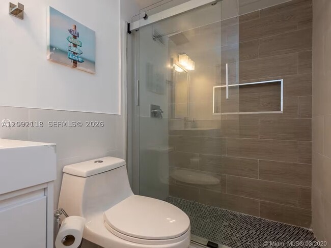 Building Photo - 2501 S Ocean Dr