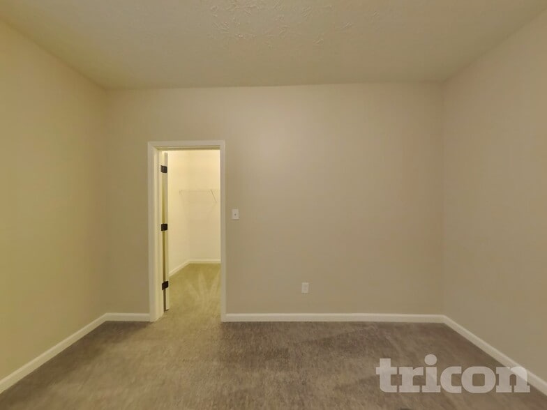 Building Photo - 204 Myers Rd