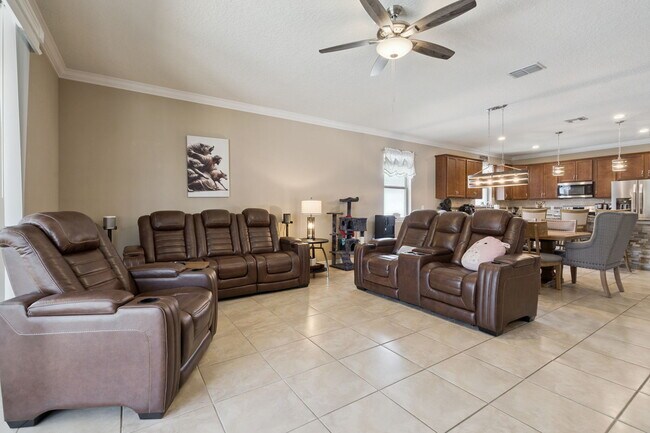 Building Photo - 5457 Animosh Ct