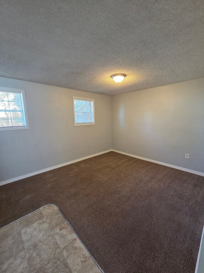 Building Photo - Inviting 3-Bedroom Home with Expansive Backyard on a Peaceful Cul-de-Sac | Available July 10