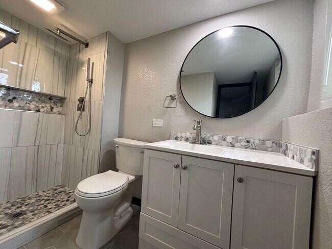 Building Photo - 4 Bed, 3 Bath Home Available Now!  MileSto...