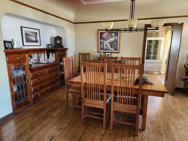 Building Photo - Furnished Room For Rent- Talmadge Dr./ Kensington