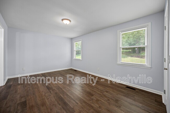 Building Photo - 804 Norwalk Dr