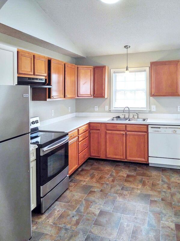 Building Photo - 2229 Saponi Village Ct