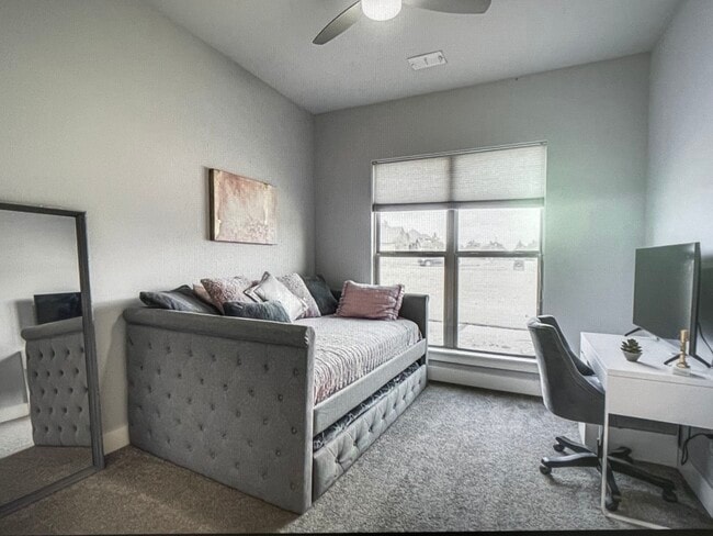 Building Photo - 3110 White Dove Dr