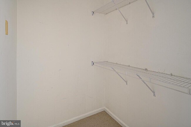 Building Photo - 8360 Montgomery Run Rd