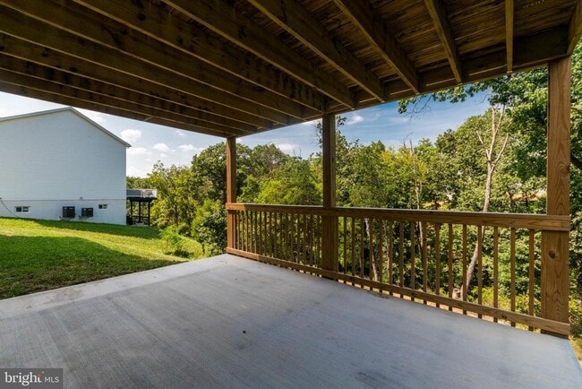 Building Photo - 342 Europa Way