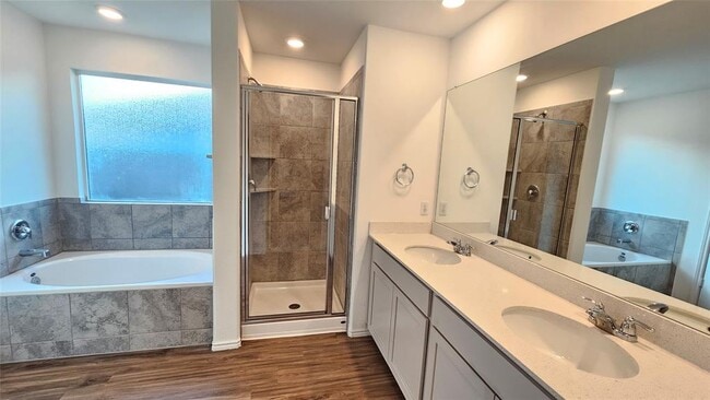 Building Photo - 195 Salt Springs Rd