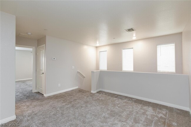 Building Photo - 5327 Lazy Breeze Ave