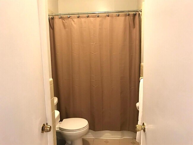 Building Photo - 7 Wendell St