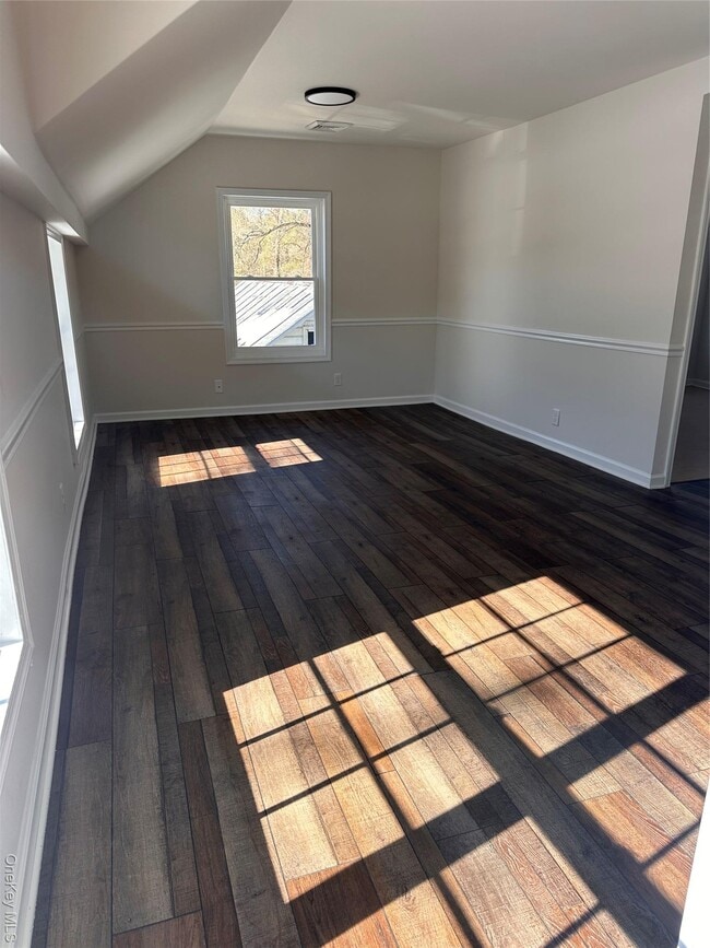 Building Photo - 50 South St