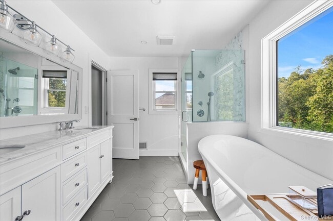 Building Photo - 805 Kayleighs Ct