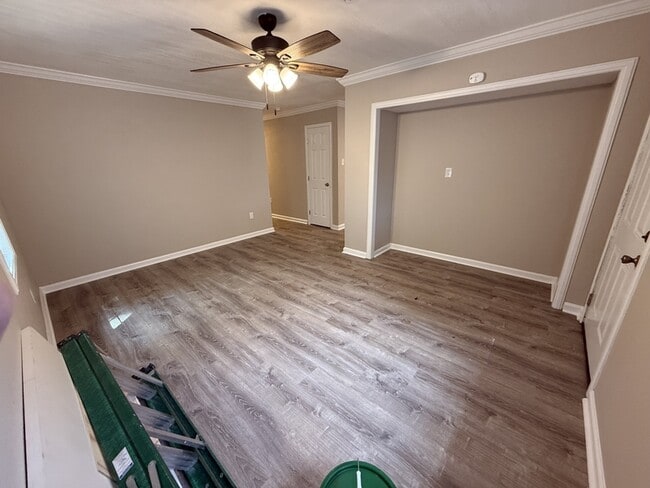 Building Photo - 1537 Boxwood St