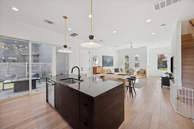 Building Photo - 1508 Redd St