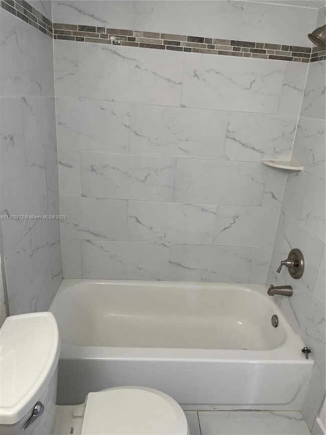 Building Photo - 1515 S 14th Ave