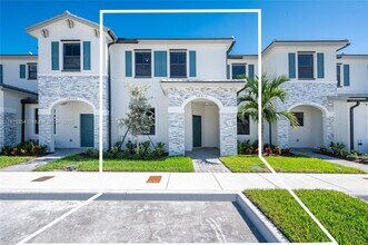 Building Photo - 28613 SW 132nd Ct