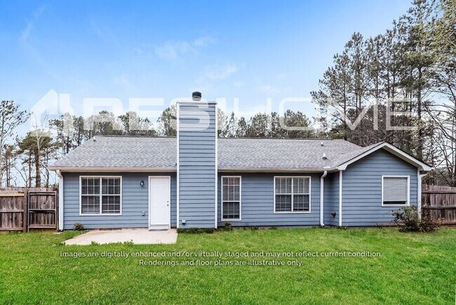 Building Photo - 165 Forest Pl