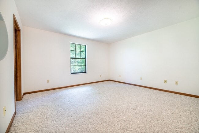 Building Photo - 7750 Melanie Cir
