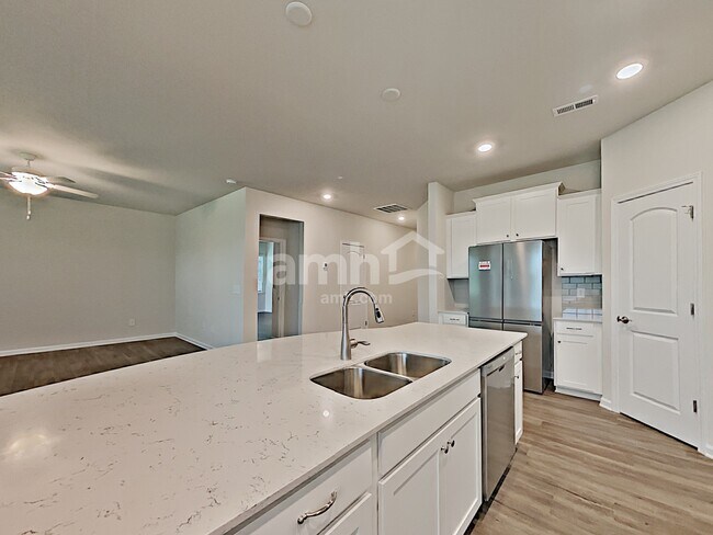 Building Photo - 2415 Napa Valley Drive