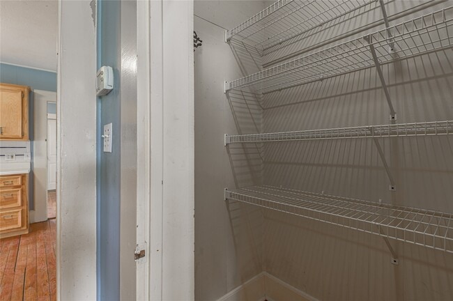 Building Photo - 254 S Railroad St