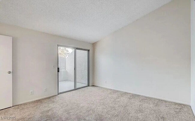 Building Photo - 5600 Orchard Ln