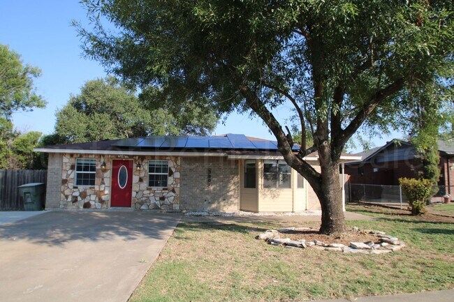 Primary Photo - Spacious 4-Bedroom Home with Bonus Room, L...