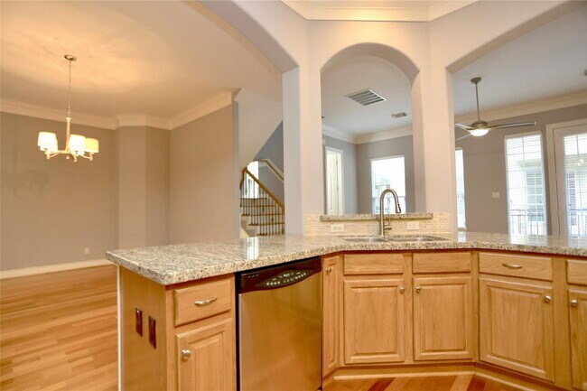 Building Photo - 1314 Birdsall St