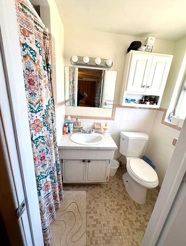Building Photo - 7827 Monarda Dr