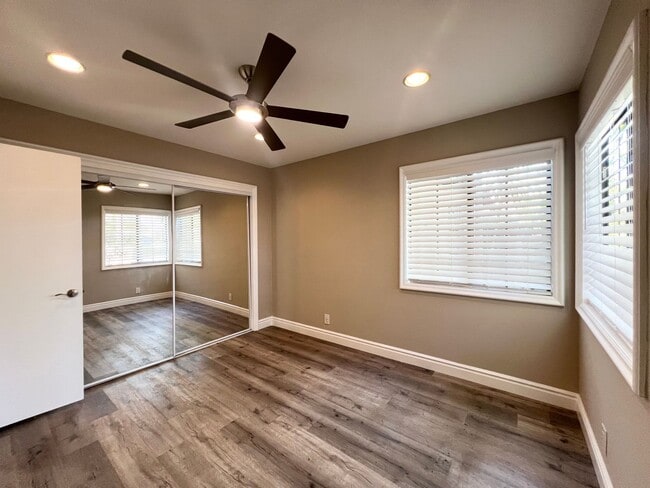 Building Photo - Single Story 3 Bedroom House in South Oceanside