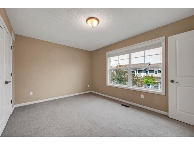 Building Photo - 15666 60th Ave N